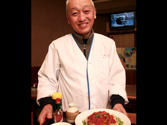「イタリアンを食べたときに、これはそばに合うんじゃないか？ってレシピを聞いて帰ってきたんだよ」と菅原さん。ビンゴ！！